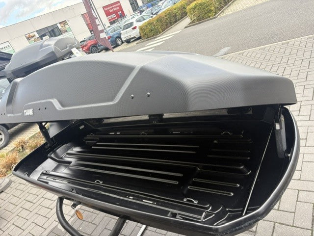 Thule Force XT large dakkoffer 450L /2dehands