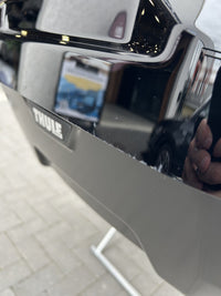 Thule Motion 3 M medium Glossy Black dakkoffer | Tweede kans | -50%