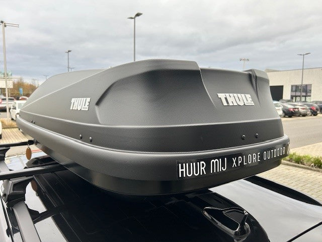 Thule dakkoffer Touring L - Zwart
